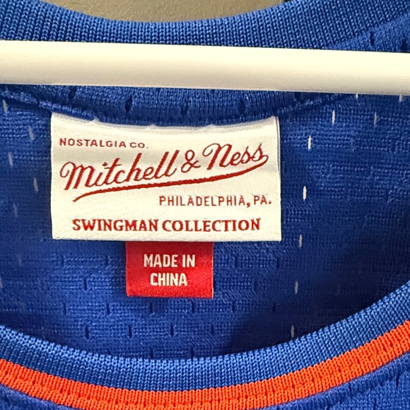 New York Knicks - Ewing Mitchell & Ness Jersey - Picture 5 of 6